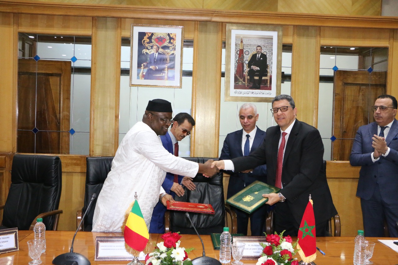 Read more about the article Signature d’une convention de partenariat entre l’ANAM et son homologue de la République du Mali sous la présidence du Ministre de la Santé et de la Protection Sociale